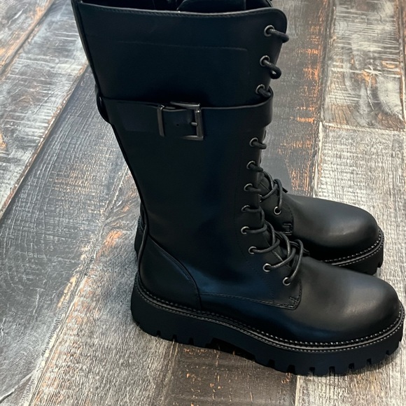 Steve Madden Barricade Boots - Picture 4 of 9